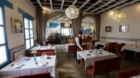 Gastrotaberna Macsura