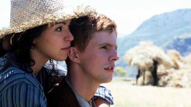 Al Sur De Granada Pelicula Completa