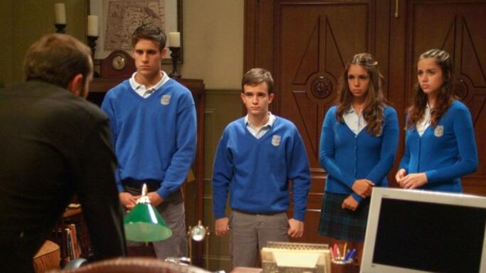 El Internado Temporada 6 Capitulo 12 El internado 1x - Capítulo Array Temporada 1 - PLAY Series