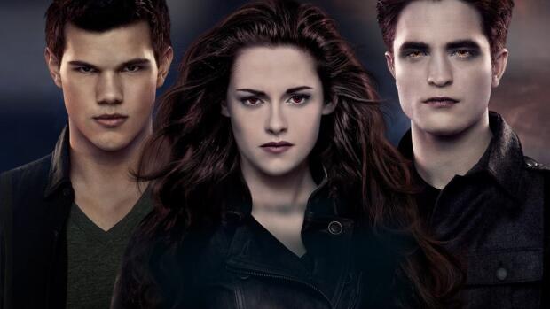 La Saga Crepusculo Amanecer Parte 2 2012 Pelicula Play Cine